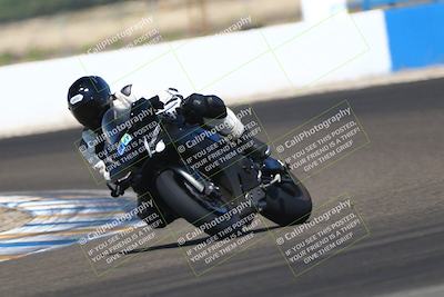 media/Sep-20-2025-TrackDaz (Sat) [[27f0cde673]]/B Group/1220pm (Turn 1)/